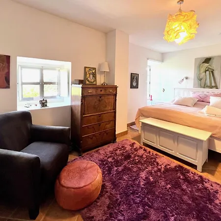 Pequeno Paraiso-1roomlet ساو برأس دي البورتيل